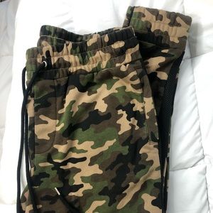 New Mens Forever 21 Camo Jogger Pants